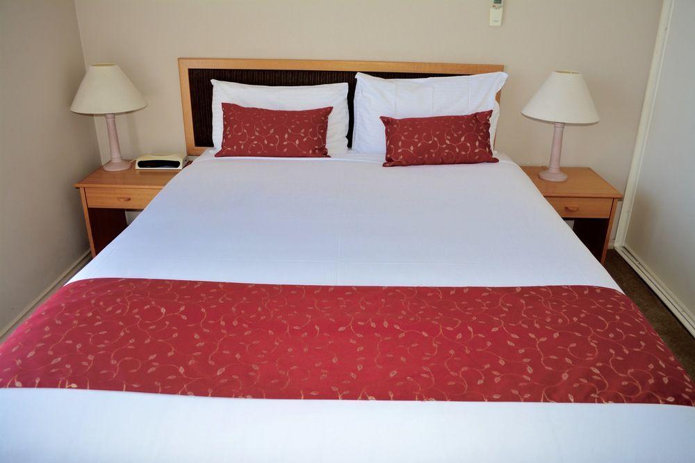 Punt Road Apartment Hotel Мелбърн Екстериор снимка
