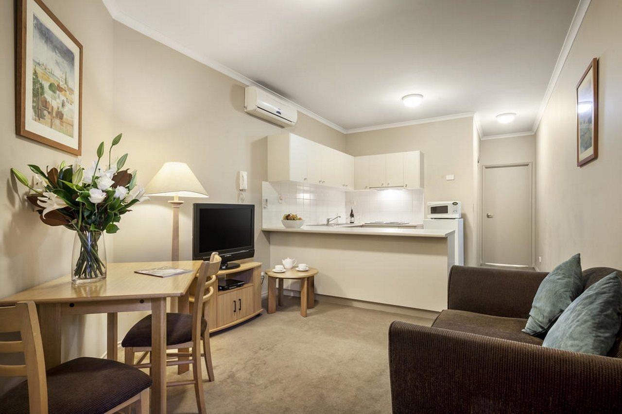 Punt Road Apartment Hotel Мелбърн Екстериор снимка