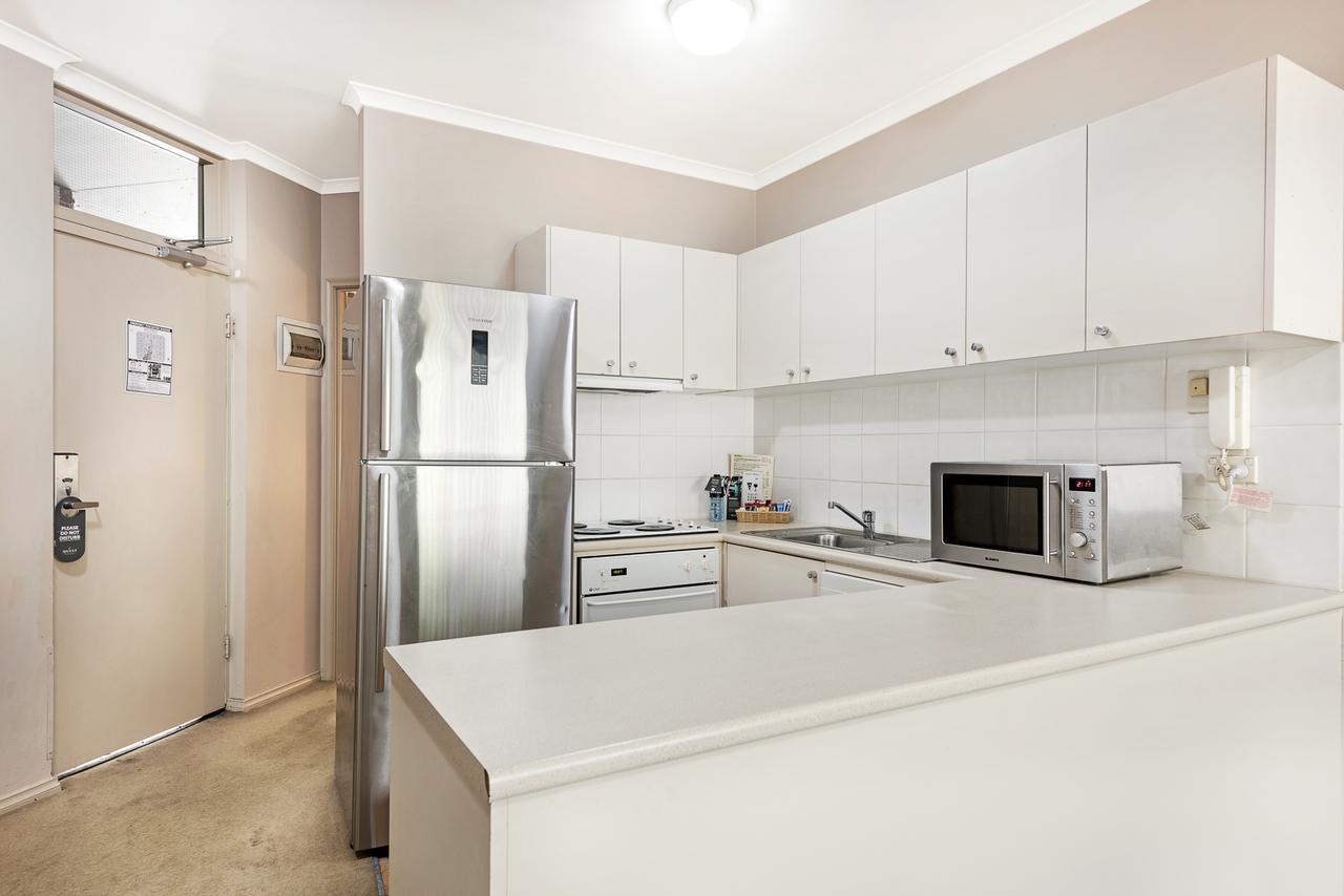 Punt Road Apartment Hotel Мелбърн Екстериор снимка