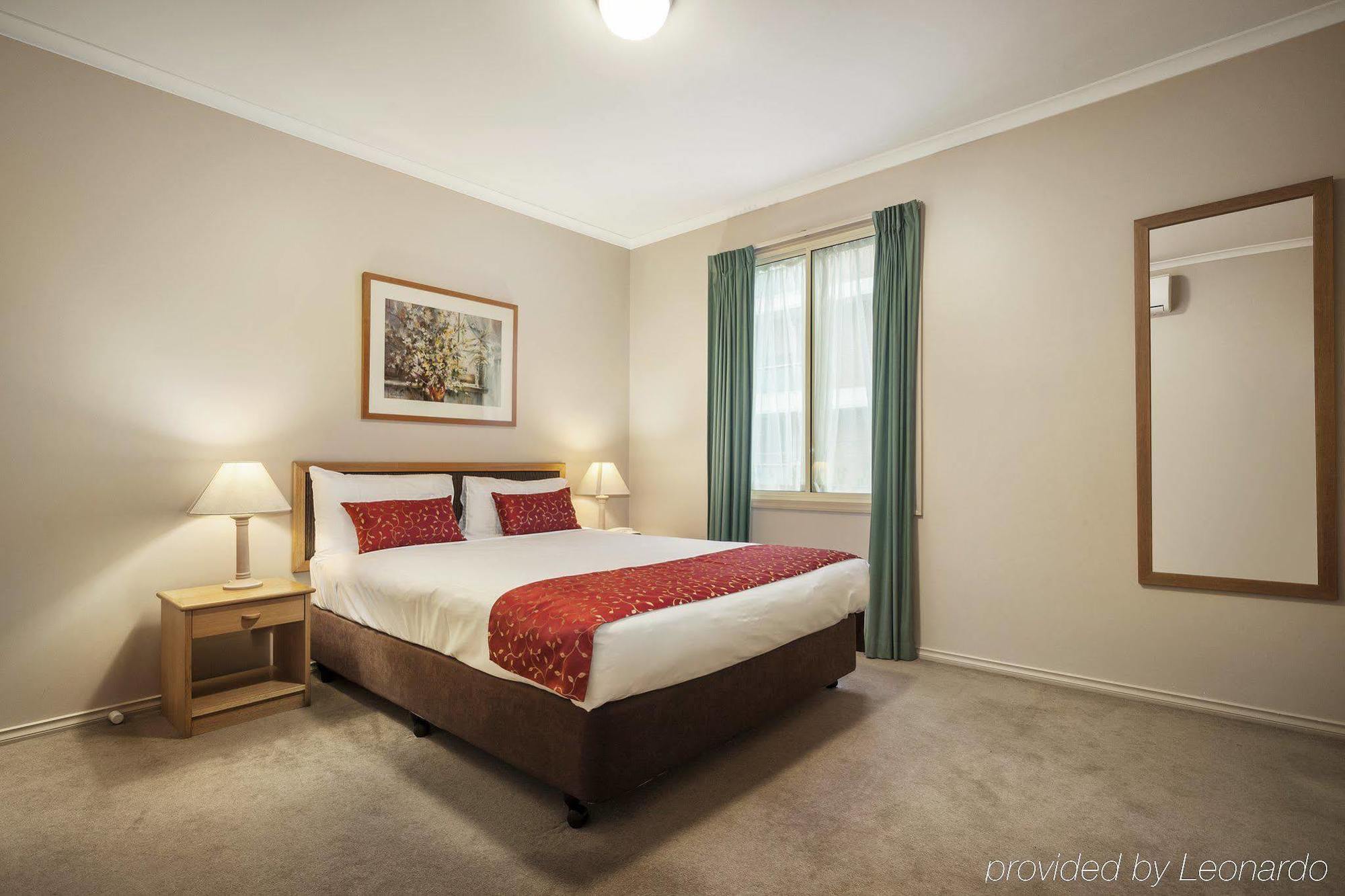 Punt Road Apartment Hotel Мелбърн Екстериор снимка