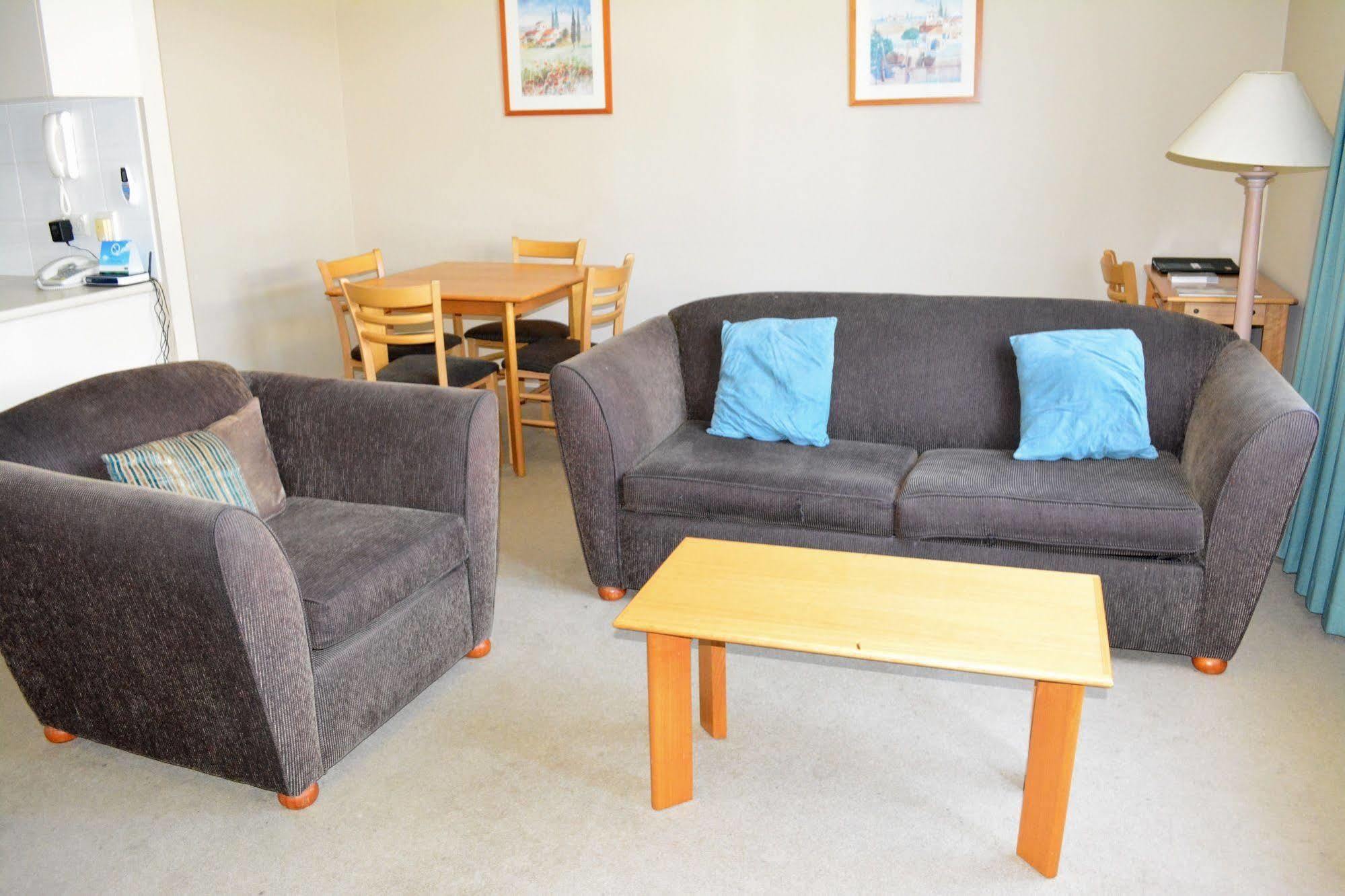 Punt Road Apartment Hotel Мелбърн Екстериор снимка