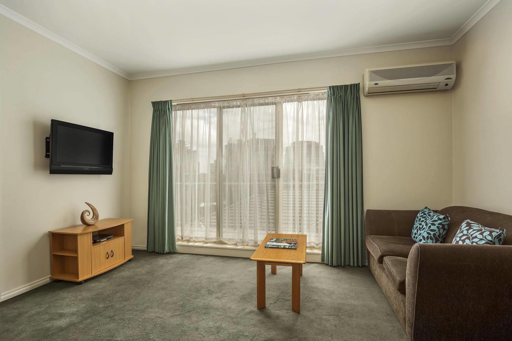 Punt Road Apartment Hotel Мелбърн Екстериор снимка
